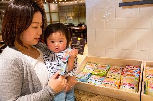 ガーデンビュッフェ「パインテラス」では離乳食もご用意