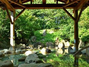 開放感溢れる大露天風呂