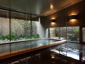 最上階10階には大浴場をご用意。