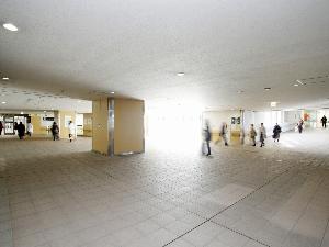 千歳駅連絡通路