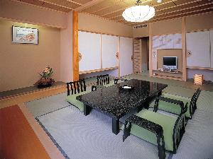 当館の標準客室です。ご夫婦、ご家族での水入らずのご宿泊や グループでのご旅行などお気軽にすべてのお客様にご利用いただけます。
