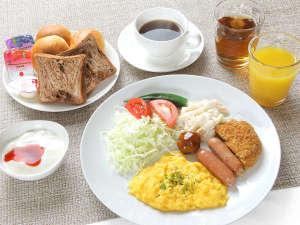 朝食盛り付け例