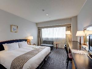 【ダブルルーム】23平米の広々としたお部屋です。