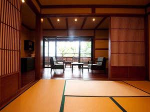 【わらびの部屋】広々とした落ち着いた和室でごゆっくりおくつろぎいただけます。