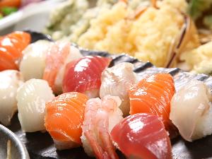 バイキングではお寿司もご用意しています