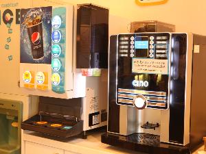 ふらの広場では24時間ドリンクを提供しています。