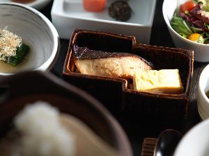 ■ご朝食イメージ／旬の食材を使い、和の心を大切にし、ご提供いたします。