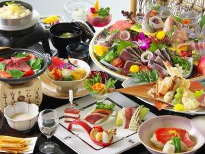 皿鉢料理と土佐風会席【9～11月の内容となります】