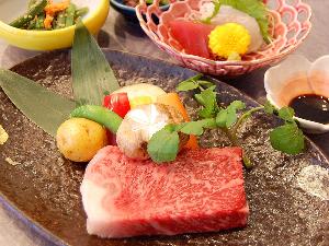 柔らかくてジューシー♪甘みも最高♪「黒毛和牛ステーキ御膳」