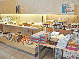 【売店】枝幸・歌登の名産品を取り揃えております。