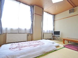 【客室／旧館和室8畳】