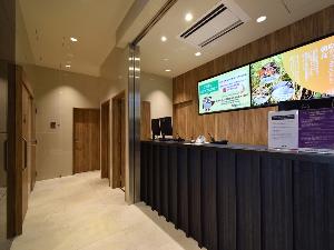 【フロント】フロントは24時間スタッフがおります。