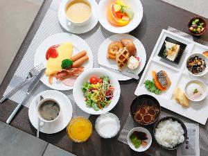 朝食