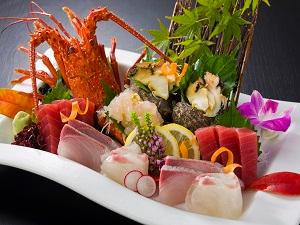 【夕食】伊勢海老姿造り◆