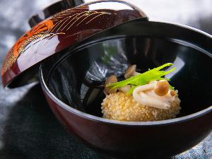 「創作会席料理」こころと技に磨きをかけながら 旅の思い出に残るお料理を
