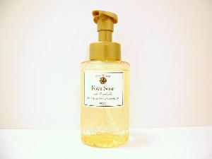 リッチな肌に、なめらか成分配合♪フェイス＆ハンド＆シェービングフォーム