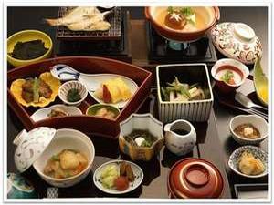 【朝食】四季献立　　一汁七菜御膳