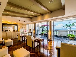 リラクシングルームで静かな時間をお過ごしください。