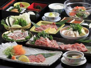 黒毛和牛炭火焼コース一例