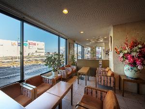 広々したロビーは待ち合わせにもピッタリ♪