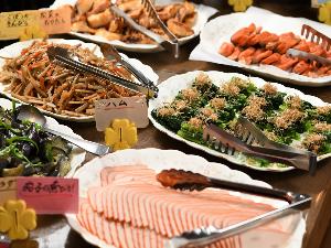 津軽の旬がいっぱいの朝食バイキング♪