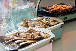 朝食