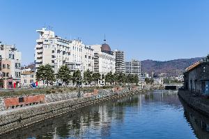 浅草橋からホテルを撮影(昼)