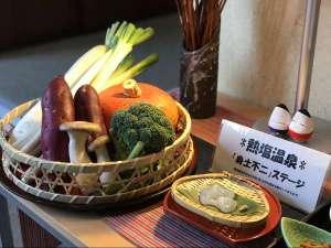 【こだわりの食材】たくさんの生産者の中から食材を厳選して仕上げます。