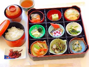 色とりどりのきまぐれ9品♪「きまぐれ膳」