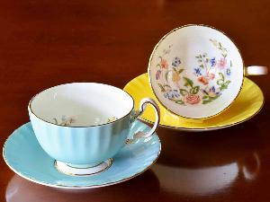 *【カップ＆ソーサー】Aynsleyコテージガーデン・コーヒーはこだわりのカップでご提供いたします。