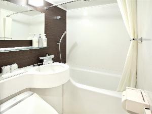 ※ユニットバス全室リニューアル！シャンプー＆リンスを上質なスティーブンノルに変更し、サーモ付き混合栓や暖房便座付きウォッシュレットも完備しました♪