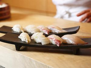 ディナービュッフェ：鮮魚の握りやお造りなど、山口の幸をご堪能くださいませ（期間限定）