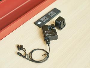 充電器はフロントにてお貸出ししております。(ライトニング・microUSB・Cタイプ）
