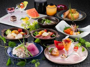【2019夏 KAMIKAWA四季の膳】メインは牛肉（加工）または道産帆立の味噌バター陶板