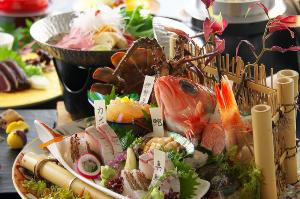 【土佐銘魚5種盛り合わせ皿鉢】料理長厳選！地元漁師さんから直接仕入れた秋ならではの魚をたっぷり堪能♪