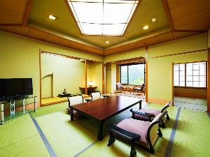 和室12畳＋4.5畳