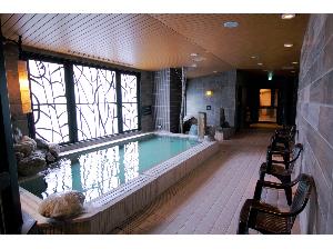温泉大浴場　15時〜翌朝9：00迄利用可能