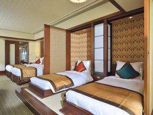 4名様でご利用の際は和リビングスペースにあるビルトインベッドにて対応致します。