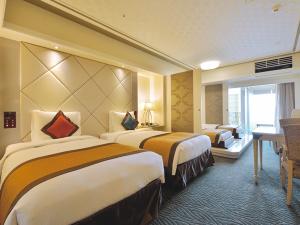 【スパスイート】白を基調としたインテリア。女性に人気のお部屋です。