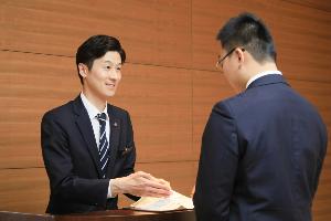 何かお困りごとがございましたら、フロントスタッフまでお気軽にお声がけください