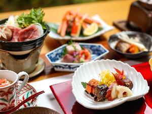 季節を感じるお料理をお楽しみくださいませ