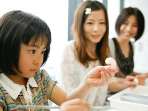 いずもまがたまの里伝承館でまがたまづくり体験