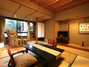 【花くらぶ‐和室・露天風呂付】お好きなときに、何度でも温泉が楽しめる贅沢なお部屋。