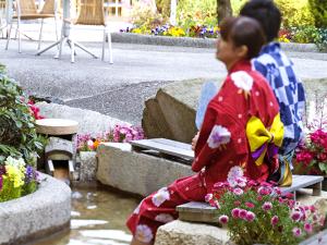 ■1F花てらす■大切な人と一緒に入れば、身体だけでなく心もぽかぽかに♪