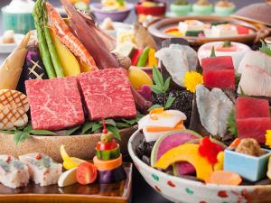 【レストラン食‐基本会席】名物「宝楽焼き」に加え、“ここでしか出逢えない”逸品をお楽しみいただけます