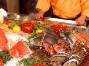 【餐火讃花】ひとつひとつ厳選した食材を、素材の味を活かした料理に仕上げます。