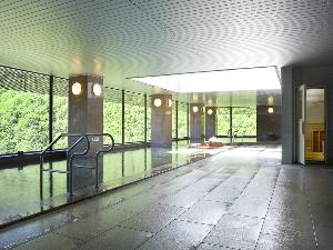 【展望大浴場　黒岳】壮大な峡谷美をご覧いただけます