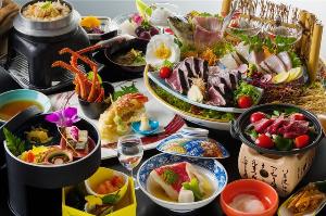 皿鉢料理と土佐風会席【12～2月の内容となります】