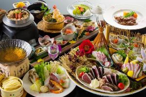 【旬彩物語／雪見コース】土佐鯛と旬魚の宗田節出汁鍋に牛ロースステーキ、かつおと土佐梅の釜飯付き