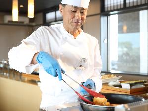 ＜朝食バイキング＞シェフ実演！アツアツふわふわのフレンチトースト♪